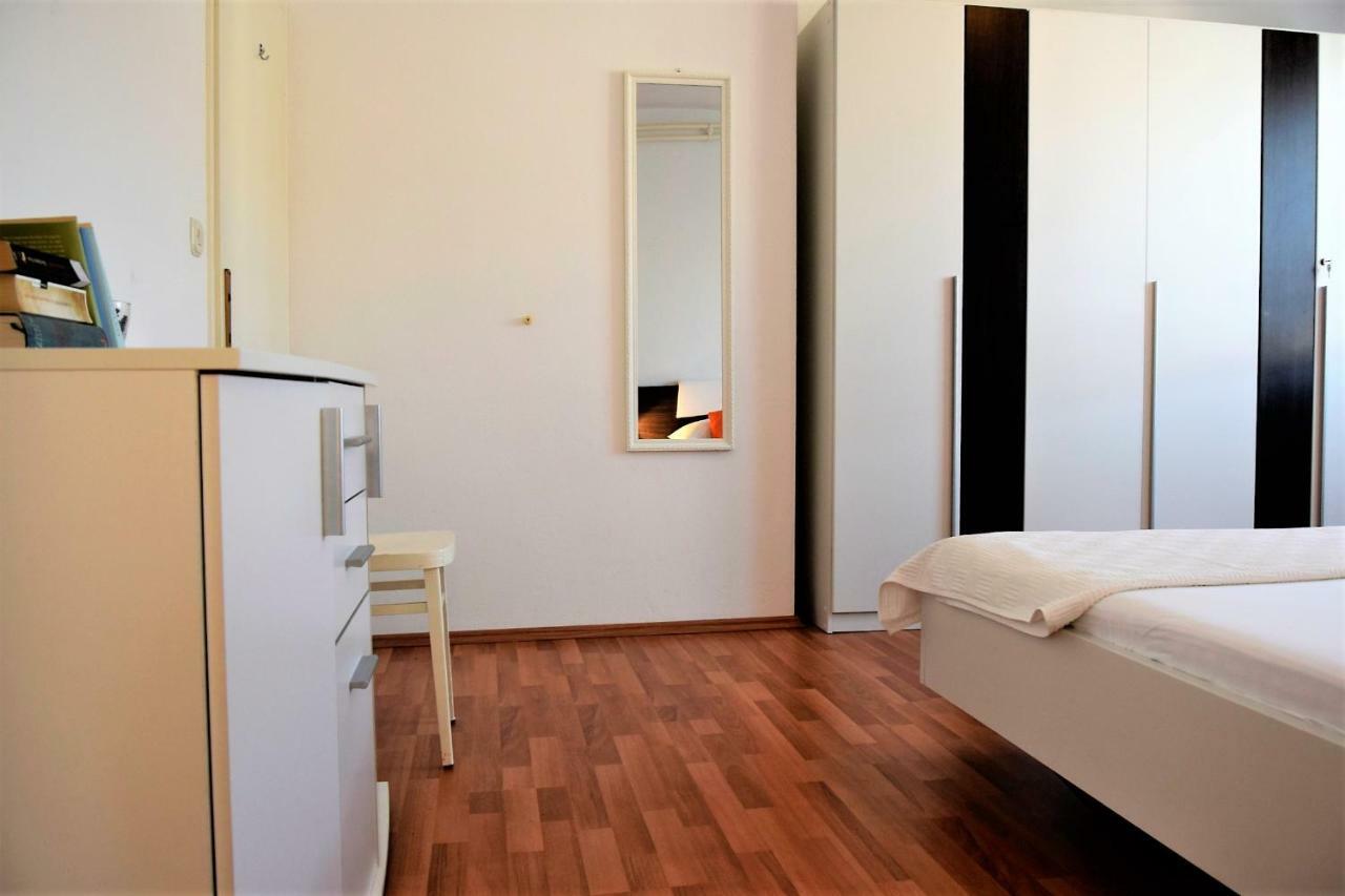 Miramar Apartments Banjol Buitenkant foto